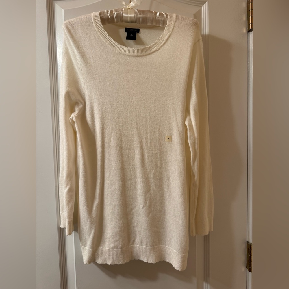 Ann Taylor Knit Scalloped Trim Lightweight Sweater Ivory Size M NWOT - Picture 3 of 11